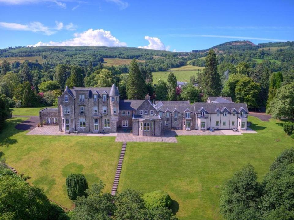 Appartamento Lomond Castle Penthouse Luss Esterno foto